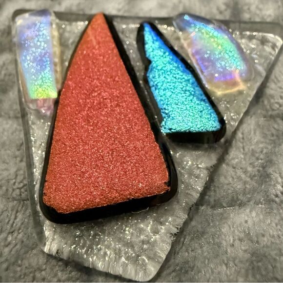 Set of 4 Modern Fused Glass Pendants – Bold Abstract Art with Iridescent Sparkle - Picture 13 of 17